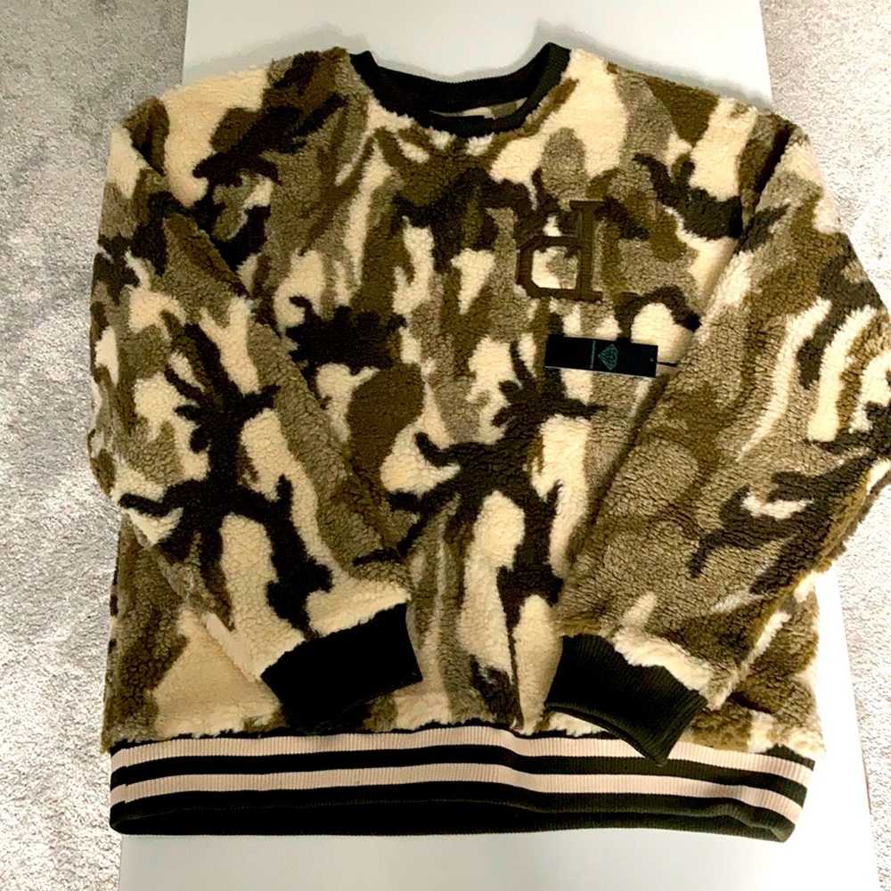 DIAMOND CAMO SWEATER